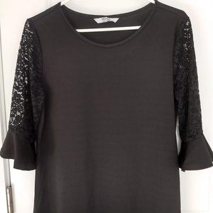 NWOT Amazon Meaneor 3/4 Lace Sleeve Blouse